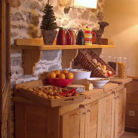 Alliey & Piscine Appart-hotel Serre Chevalier Szálloda Le Monêtier-les-Bains